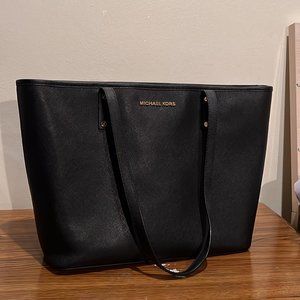 MICHAEL KORS BLACK TOTE BAG